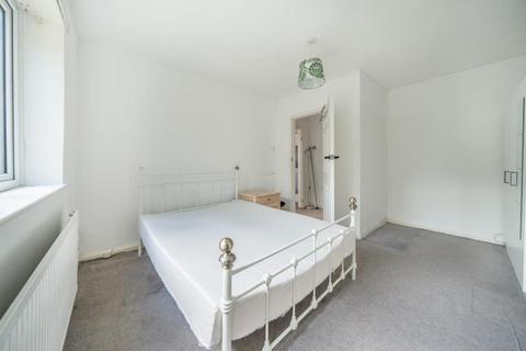 3 bedroom semi-detached house to rent - Peat Moors,  Headington,  OX3