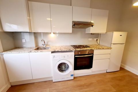 1 bedroom flat to rent, Caledonian Road, Islington, N1