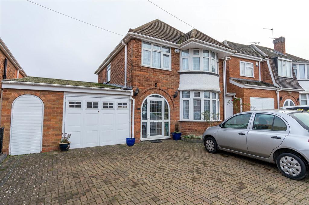 Pickwick Grove, Moseley, Birmingham, B13 3 bed semidetached house £364,950