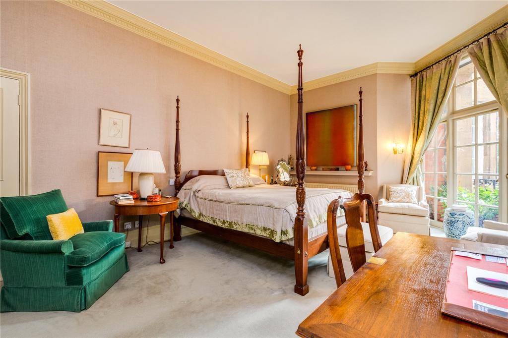 Principal Bedroom