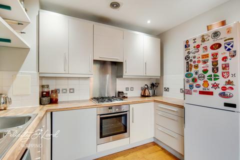 Flat 2, Dimsdale Heights, 4 Spencer Way, London, E1 2PN