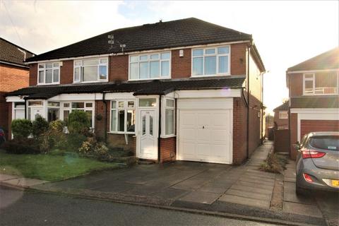 3 bedroom semi-detached house to rent, Buttermere Road, Farnworth, Bolton