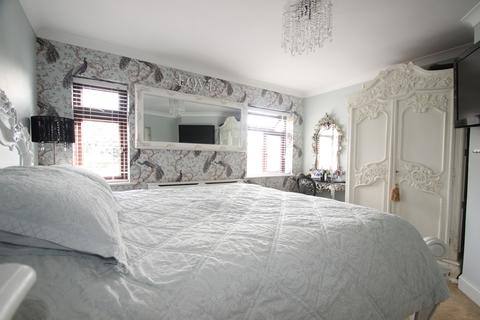 49a Derry Downs, St Mary Cray, Orpington, BR5 4DU