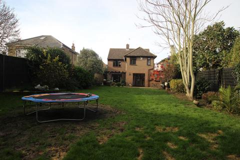 49a Derry Downs, St Mary Cray, Orpington, BR5 4DU