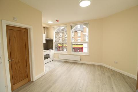 1 bedroom flat to rent, Chatsworth Road, Hackney, E5