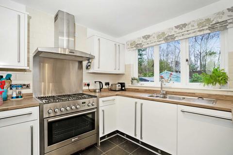 32 Torbracken, Howwood, Johnstone, PA9 1DY