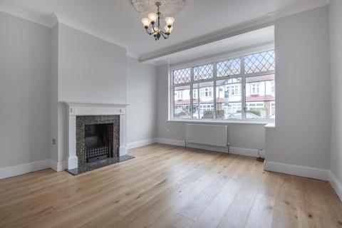 12 Meadow Close, London, SW20 9JB