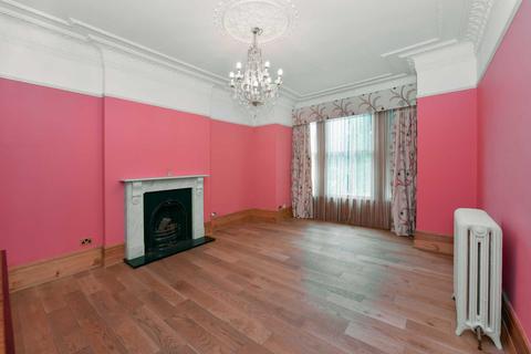 30 Mattock Lane, London, W5 5BH