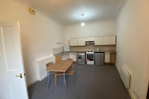 1 bedroom flat to rent, Buccleuch Street, South Side, Edinburgh, EH8