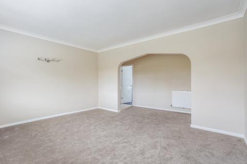 2 bedroom flat to rent, Lady Margaret Road, Sunningdale