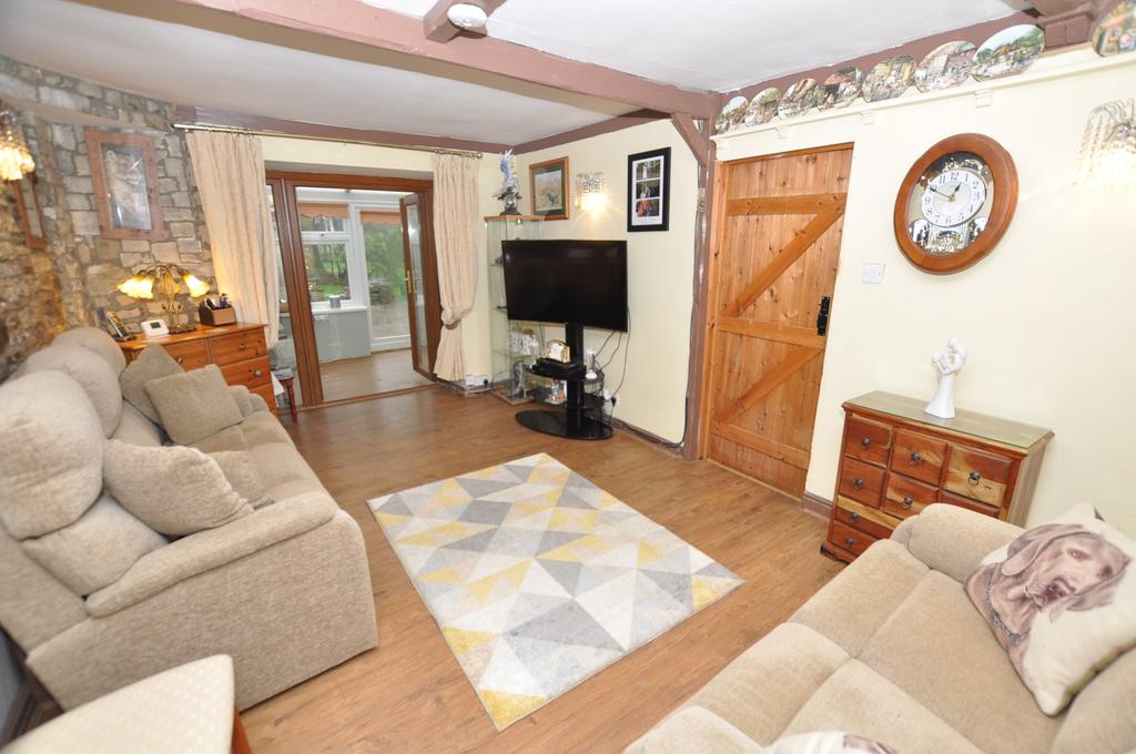 Lounge 2