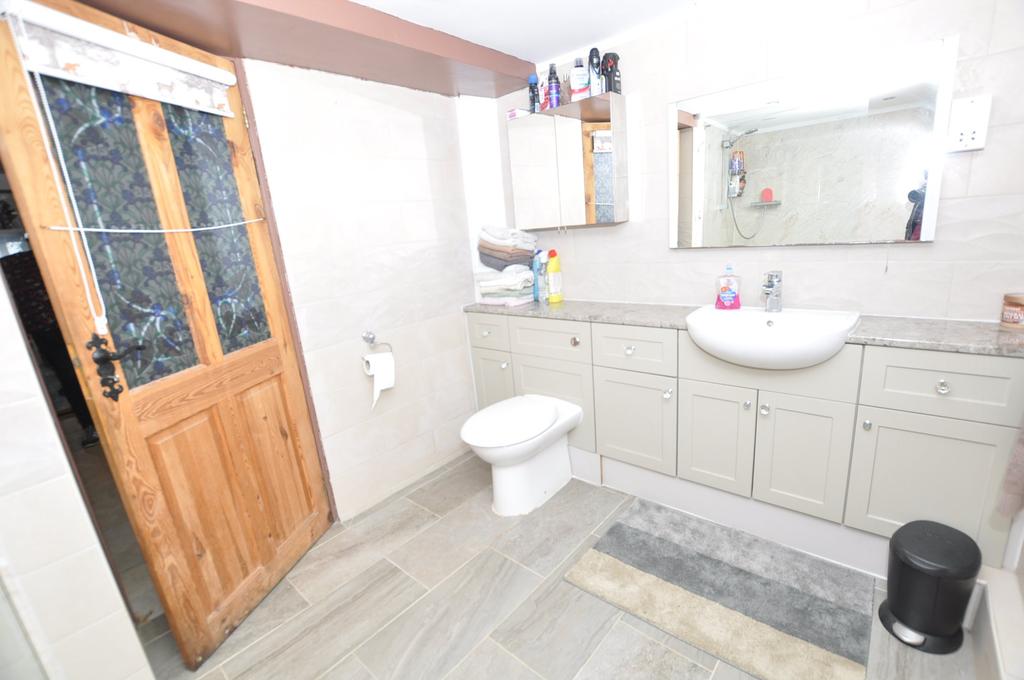 Wet room 2