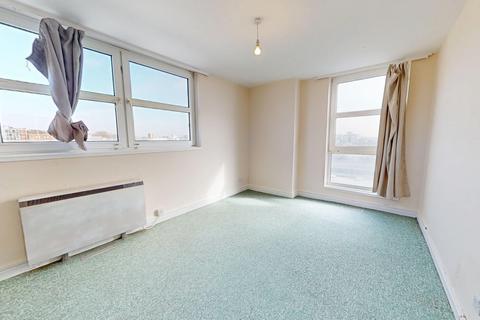 2 bedroom flat to rent, Russell Square, City Centre, Brighton, BN1