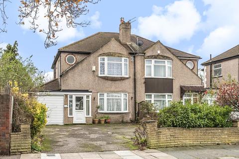 5 Leysdown Road, London, SE9 3LY