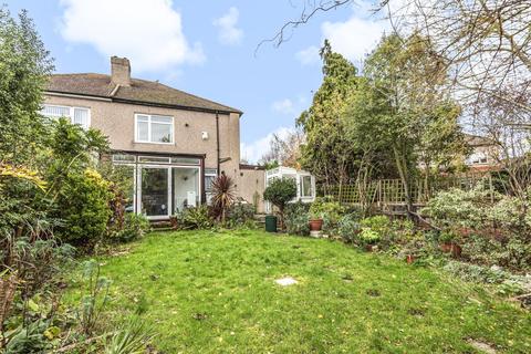 5 Leysdown Road, London, SE9 3LY