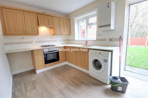 2 bedroom semi-detached house to rent, Shakespeare Close, Northwich