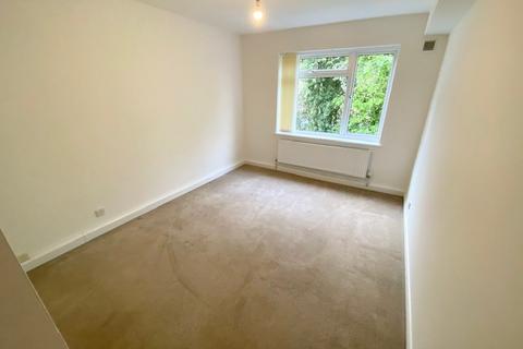 1 bedroom apartment to rent, PURDEY COURT, 10 THE AVENUE, WORCESTER PARK KT4