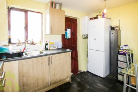 29 Willow Close, Bolton, BL3 4DS