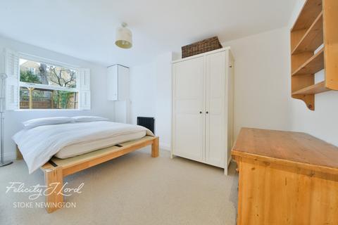 8a Springdale Road, London, N16 9NX