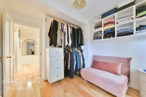 8a Springdale Road, London, N16 9NX