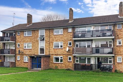 49 Ellenborough Road, Sidcup, DA14 5JY