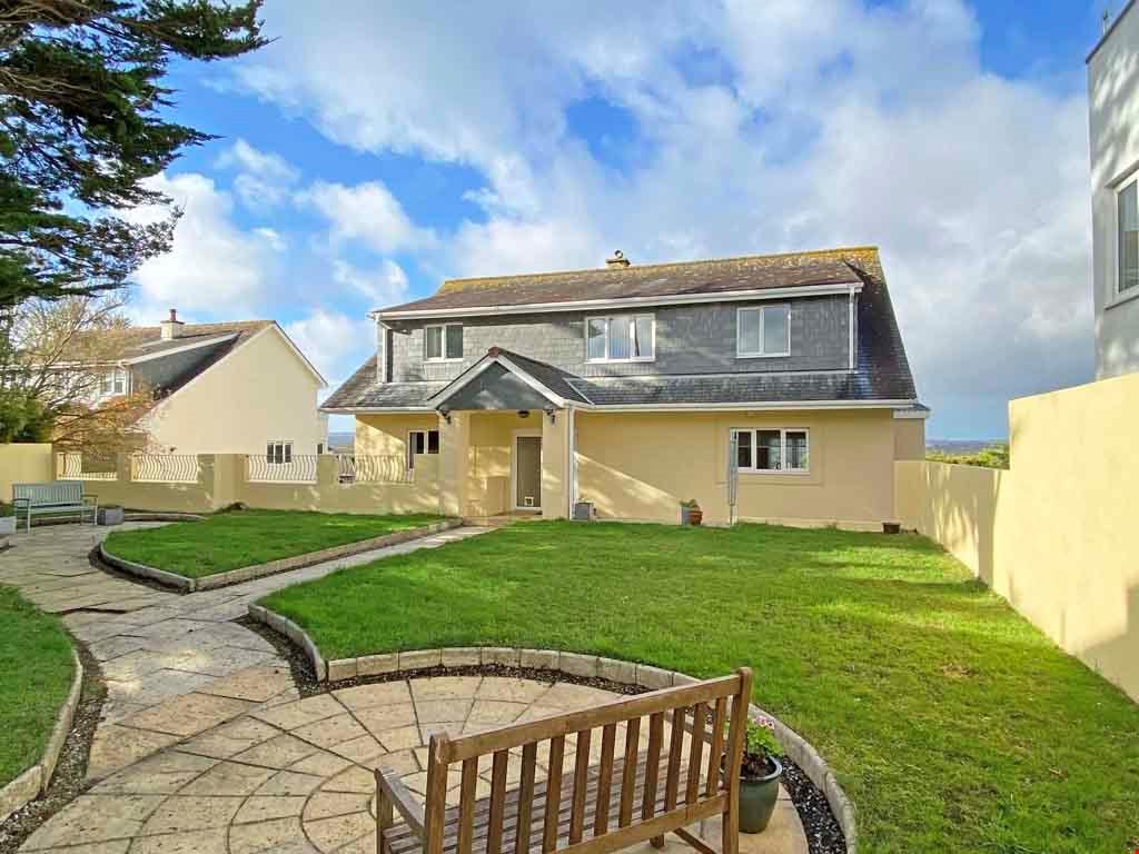 Quenchwell Road, Carnon Downs, Nr. Truro, Cornwall 5 bed detached house