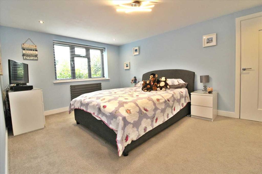 Main bedroom