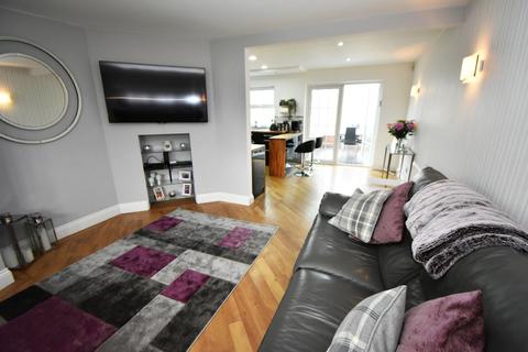 27 Bach Mill Drive, Birmingham, B28 0XN