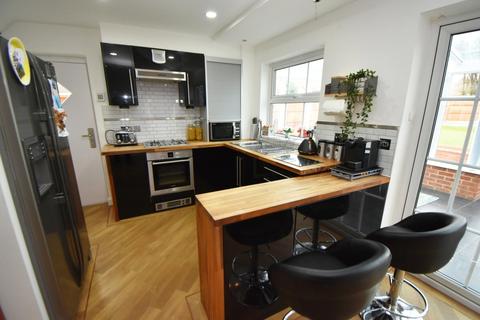 27 Bach Mill Drive, Birmingham, B28 0XN