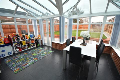 27 Bach Mill Drive, Birmingham, B28 0XN