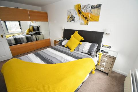 27 Bach Mill Drive, Birmingham, B28 0XN