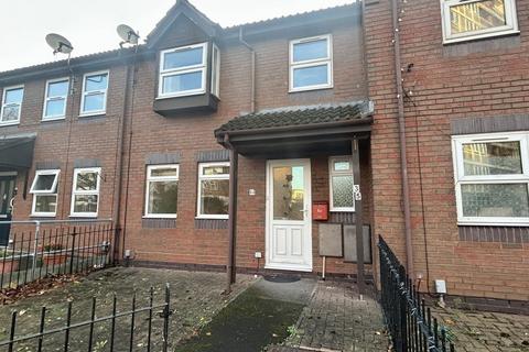 3 bedroom terraced house to rent, Alvin Street, Gloucester