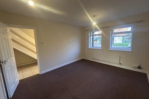 3 bedroom terraced house to rent, Alvin Street, Gloucester