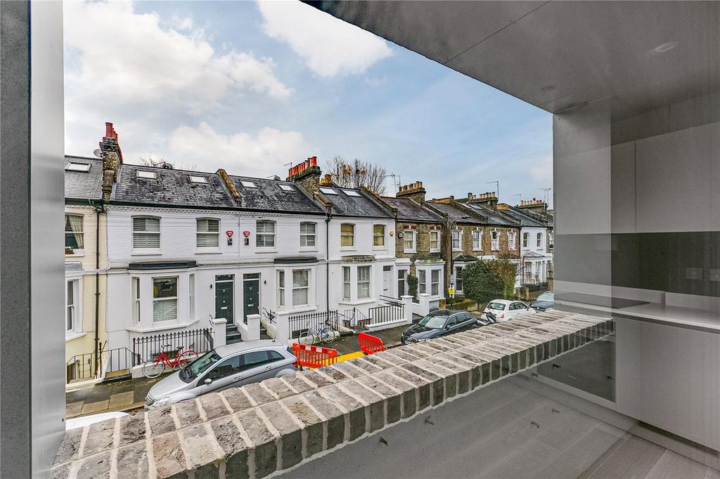 Hannell Road, Munster Village, Fulham, London 1 bed flat £550,000