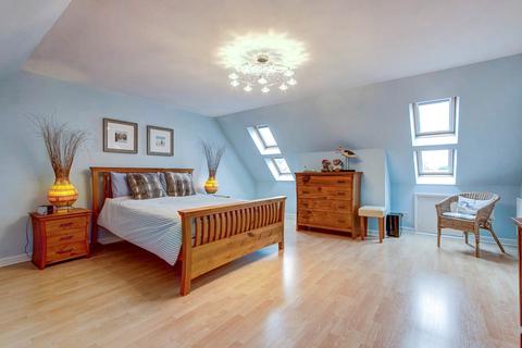 6 Acre Lane, Webheath, Redditch, B97 5WN