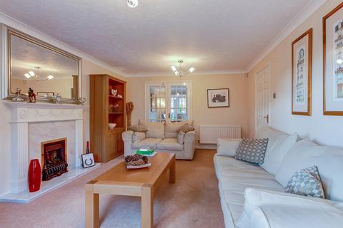 6 Acre Lane, Webheath, Redditch, B97 5WN