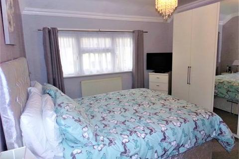 96 Hamble Lane, South Ockendon, RM15 5HP