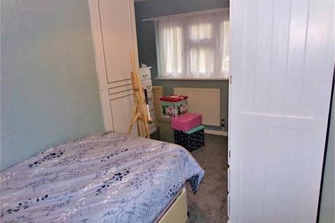 96 Hamble Lane, South Ockendon, RM15 5HP