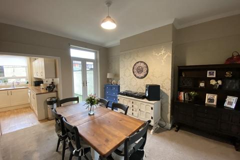 331 Blackburn Road, Darwen, BB3 0AB