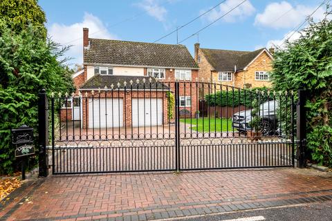 Langside Post Office Road, Woodham Mortimer, Maldon, CM9 6SX