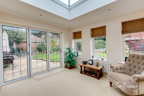 Langside Post Office Road, Woodham Mortimer, Maldon, CM9 6SX