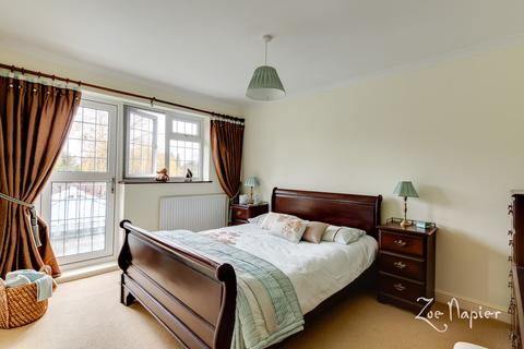 Langside Post Office Road, Woodham Mortimer, Maldon, CM9 6SX