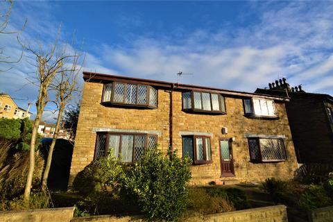 210 Springwood Place, Bradford, BD2 1DT