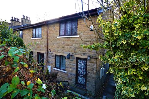 210 Springwood Place, Bradford, BD2 1DT