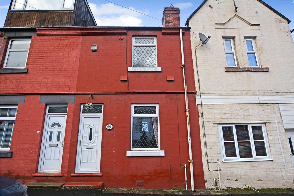 Station Road, Morley, Leeds 3 bed terraced house £155,000