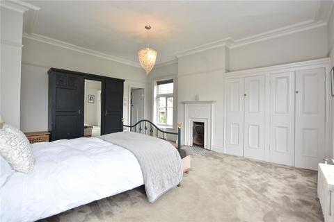 17 Allerton Park, Leeds, LS7 4ND