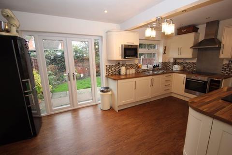 29 Albury Road, Studley, B80 7LW