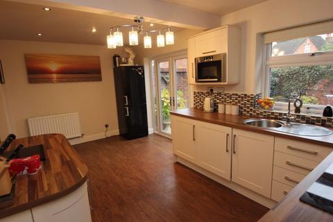 29 Albury Road, Studley, B80 7LW
