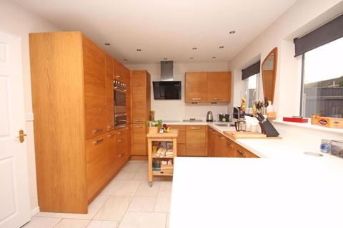 5 Brunel Close, Grimsby, DN32 9FE