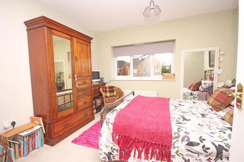 5 Brunel Close, Grimsby, DN32 9FE